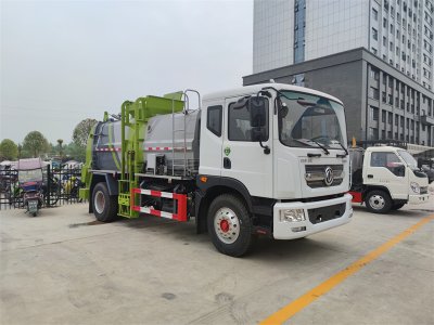餐廚垃圾車(chē)，收集運(yùn)輸剩飯剩菜泔水垃圾我擔(dān)當(dāng)，干濕分離我本領(lǐng)大